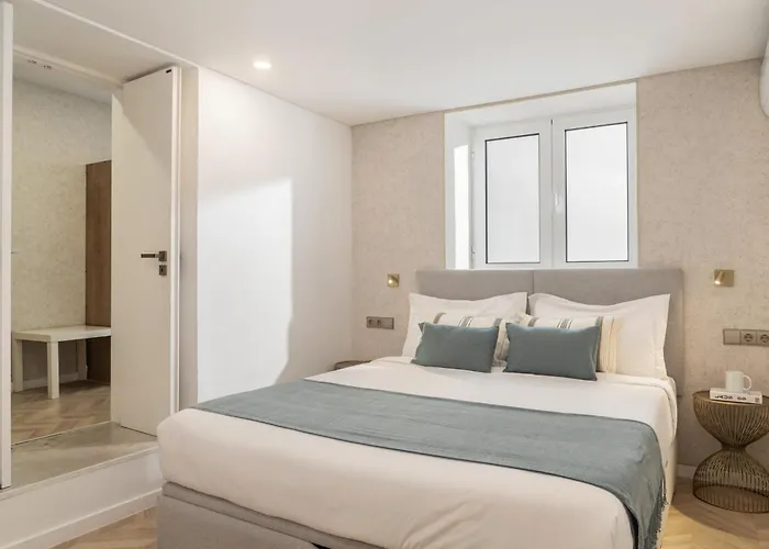 Casa Branca 36 By An Island * Funchal (Madeira)